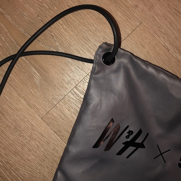 Alexander Wang x HM Gym bag - Picture 4 of 4